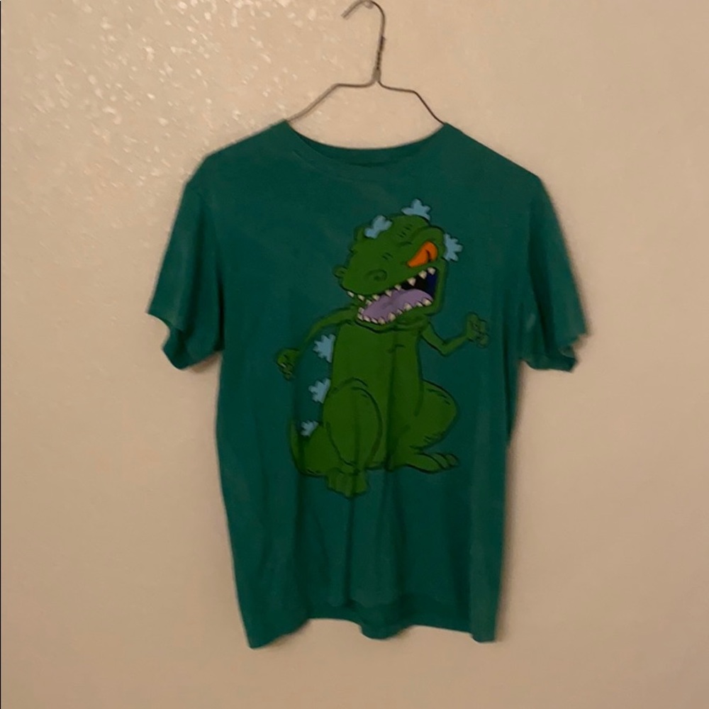 A medium green Nickelodeon reptar T-shirt